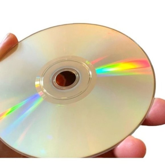 The Buried Secret of M Night Shyamalan DVD Buena Vista Universal Studios K0293 - Picture 6 of 7